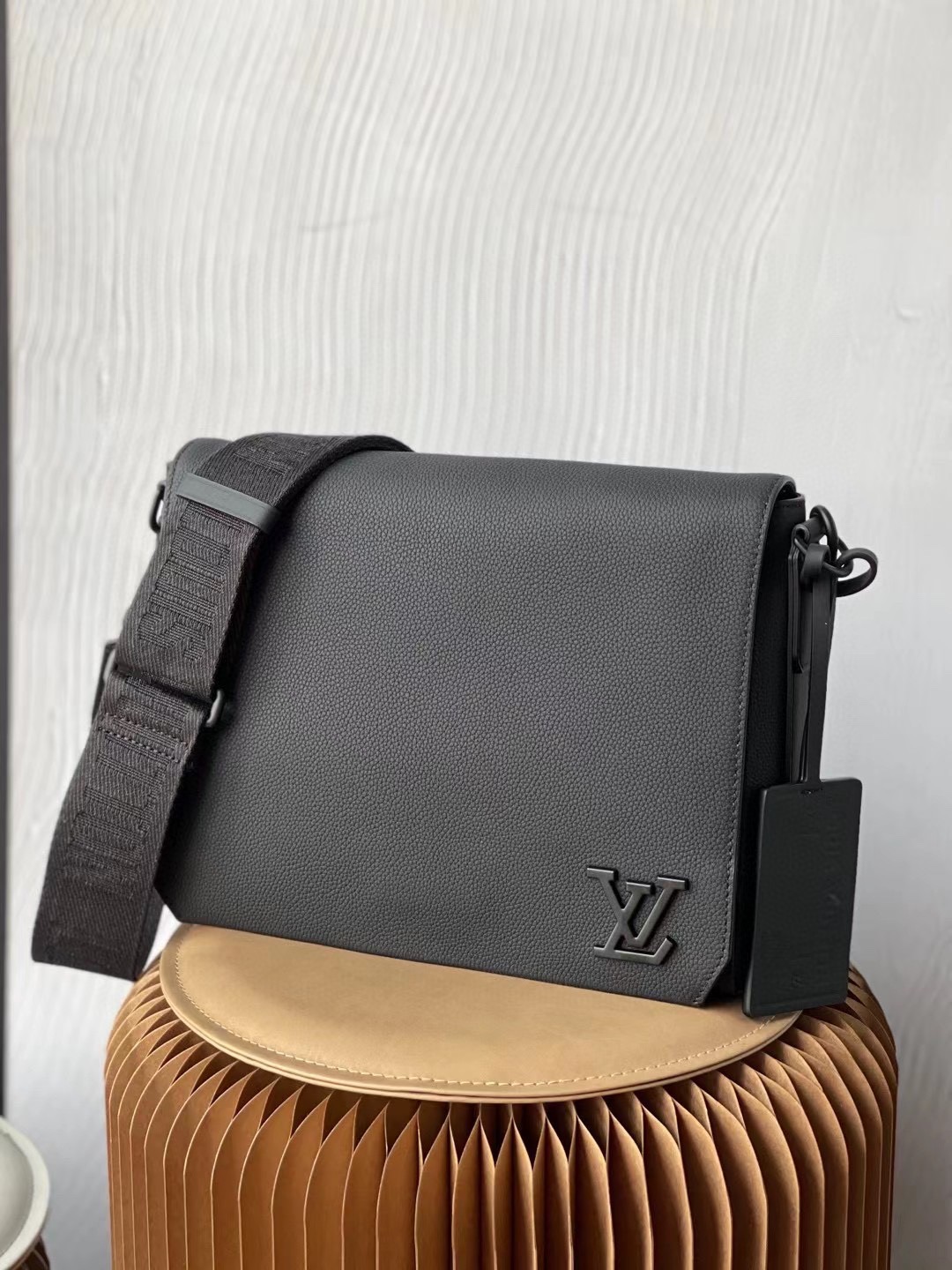 루이비통 Louis Vuitton 57080 숄더백 28CM