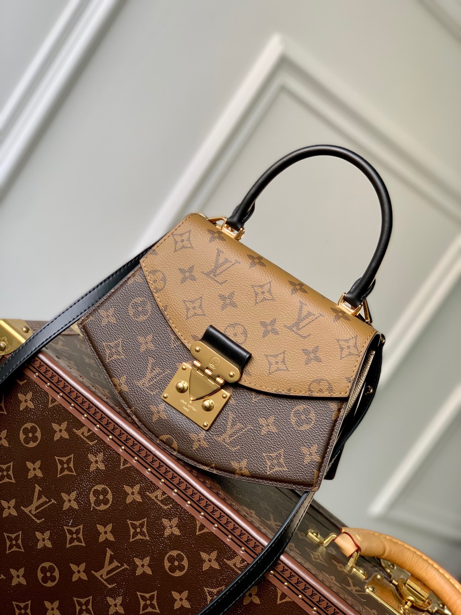 루이비통 Louis Vuitton 46548 숄더백  23.5CM