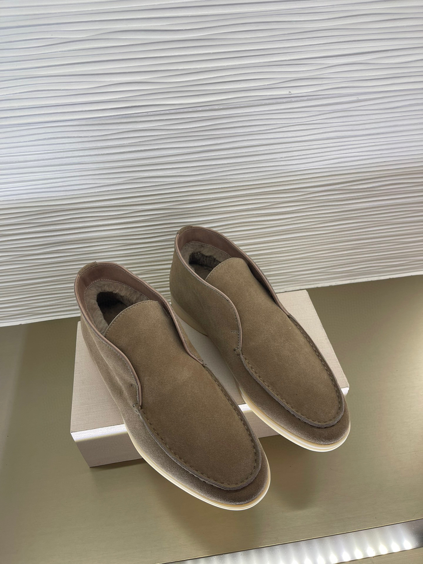 로로피아나 Loro Piana Open Walk 오픈 워크