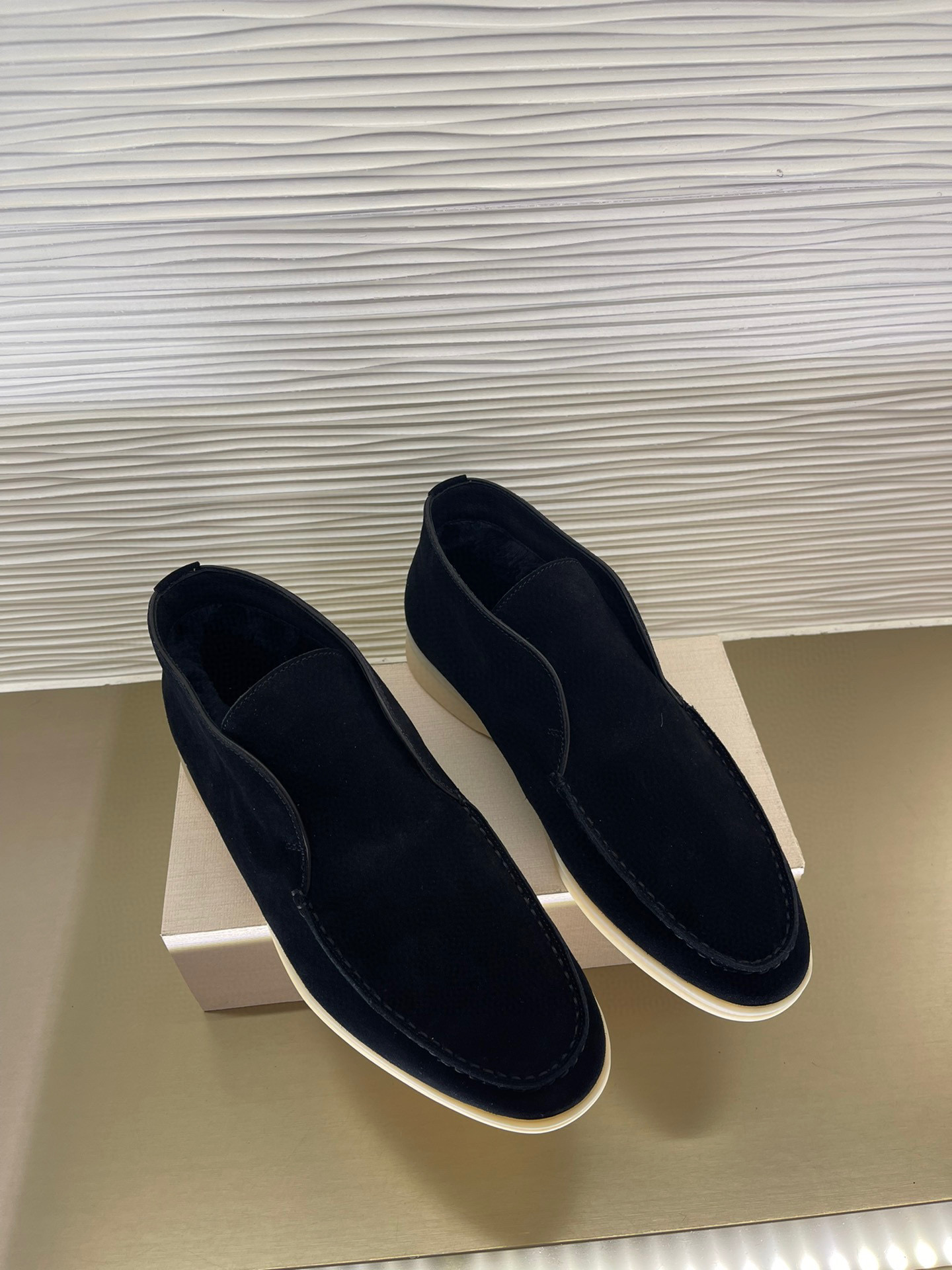 로로피아나 Loro Piana Open Walk 오픈 워크