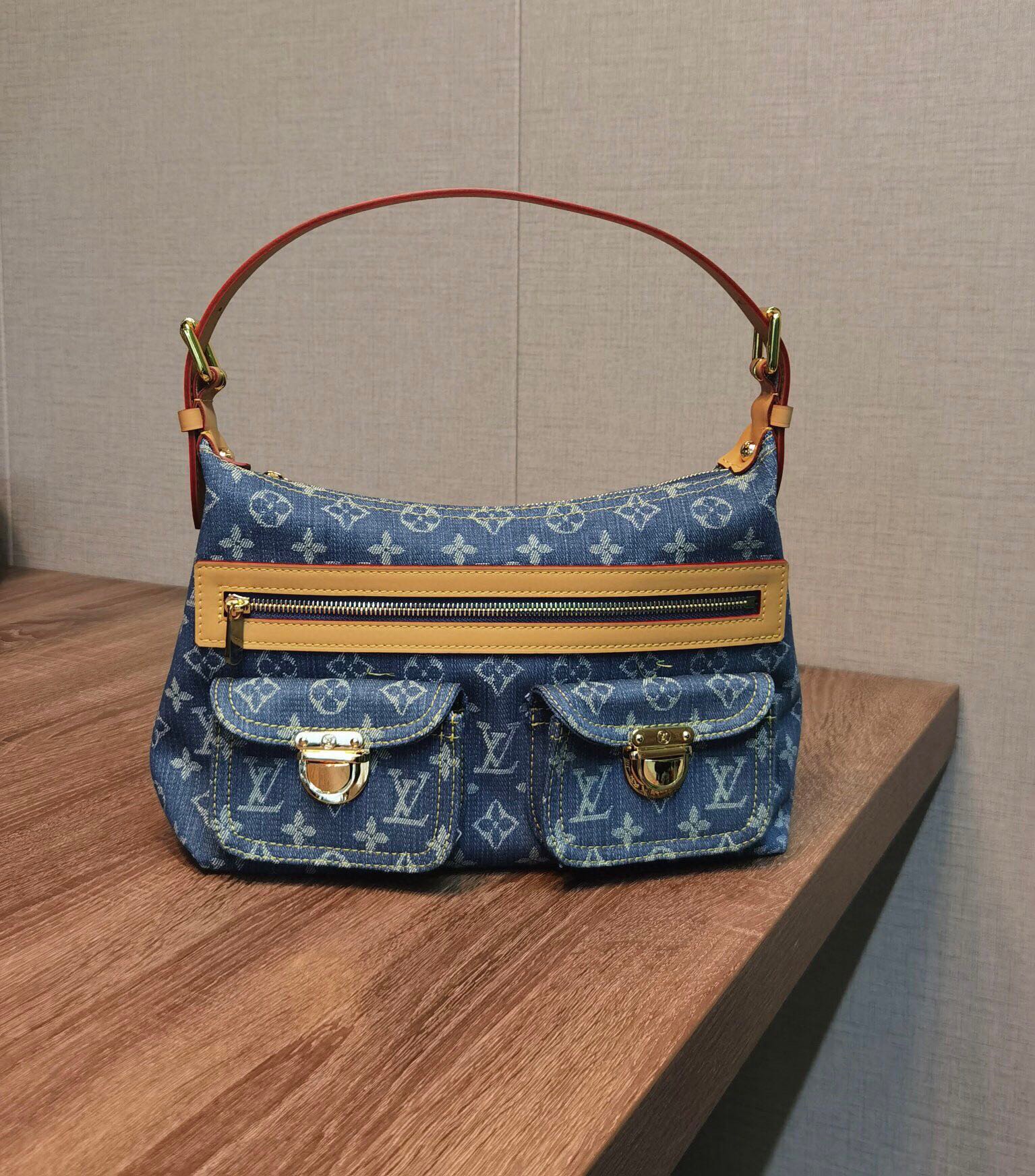 루이비통 Louis Vuitton 44464 숄더백  30CM