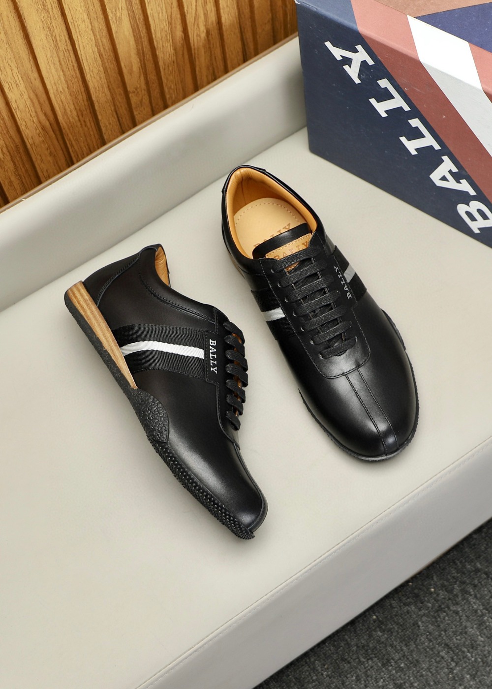 발리 BALLY 스니커즈
