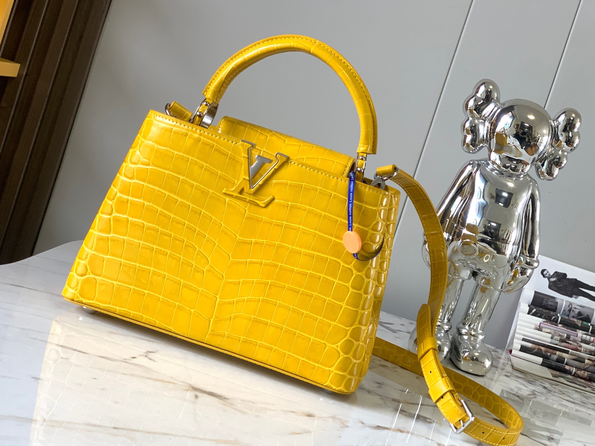 루이비통 Louis Vuitton 92173 숄더백 27CM