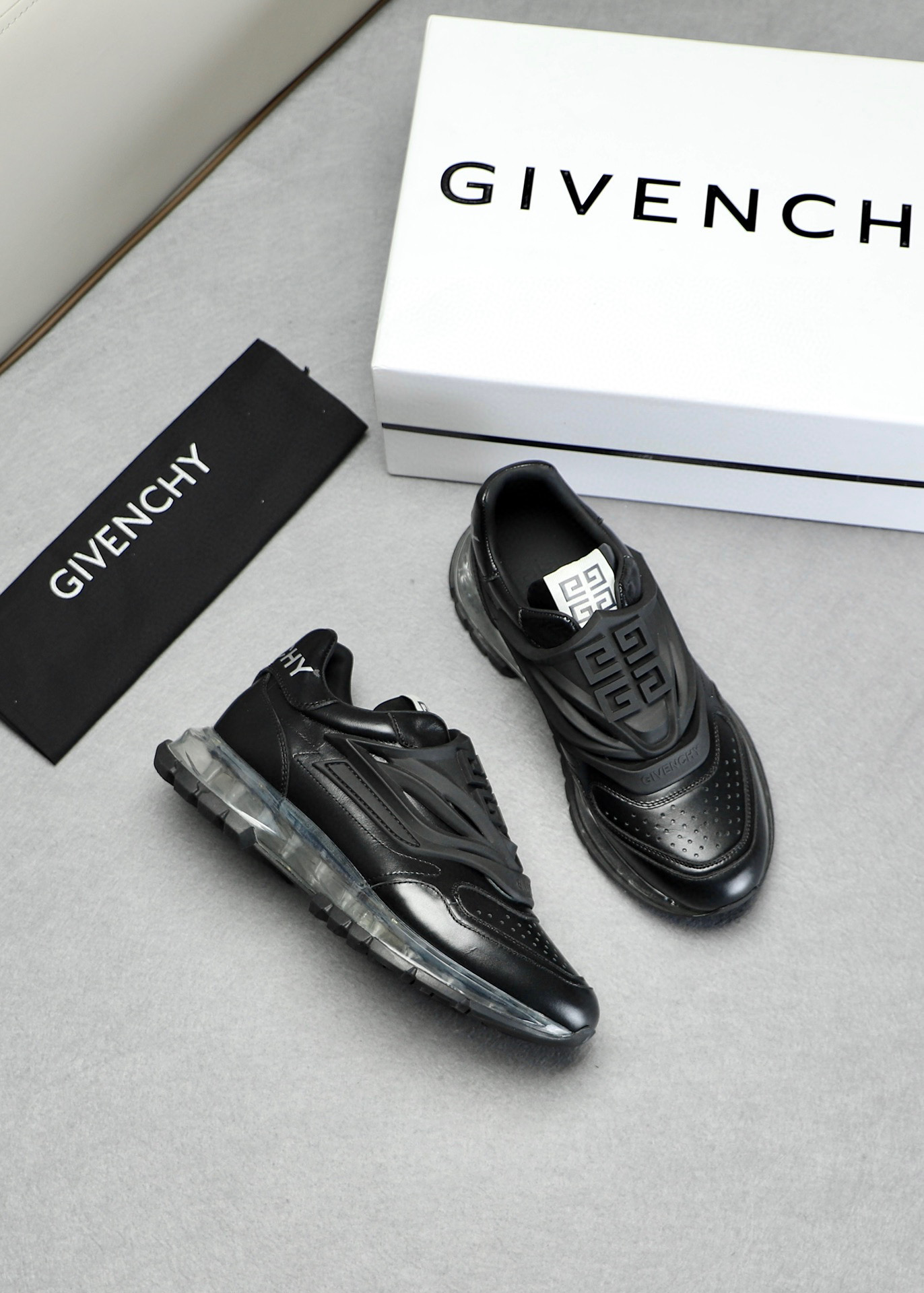 지방시 Givenchy 스니커즈