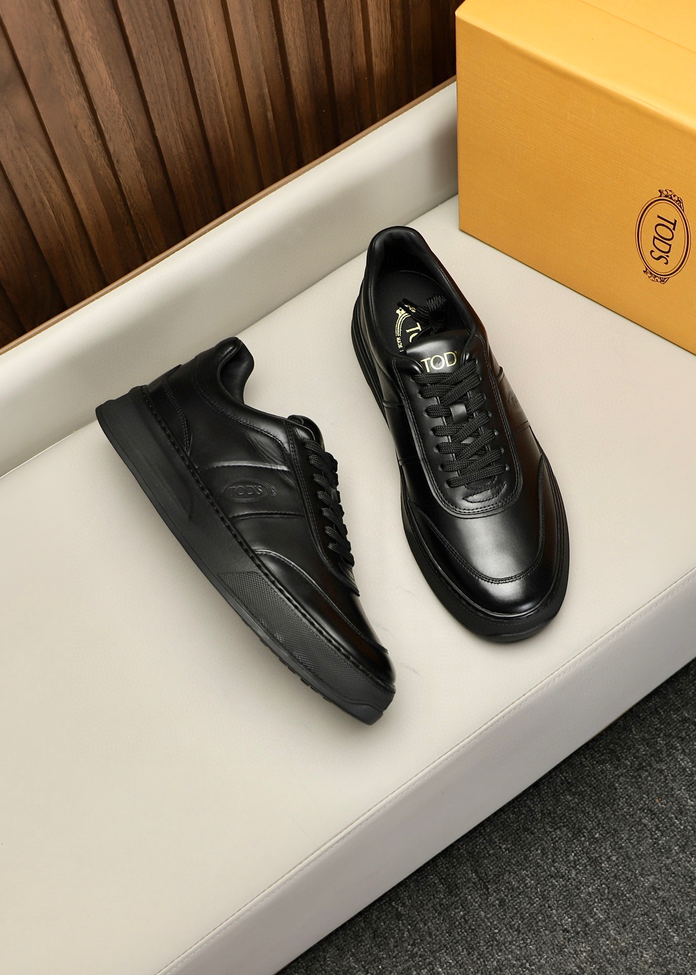 토즈 TOD'S 스니커즈
