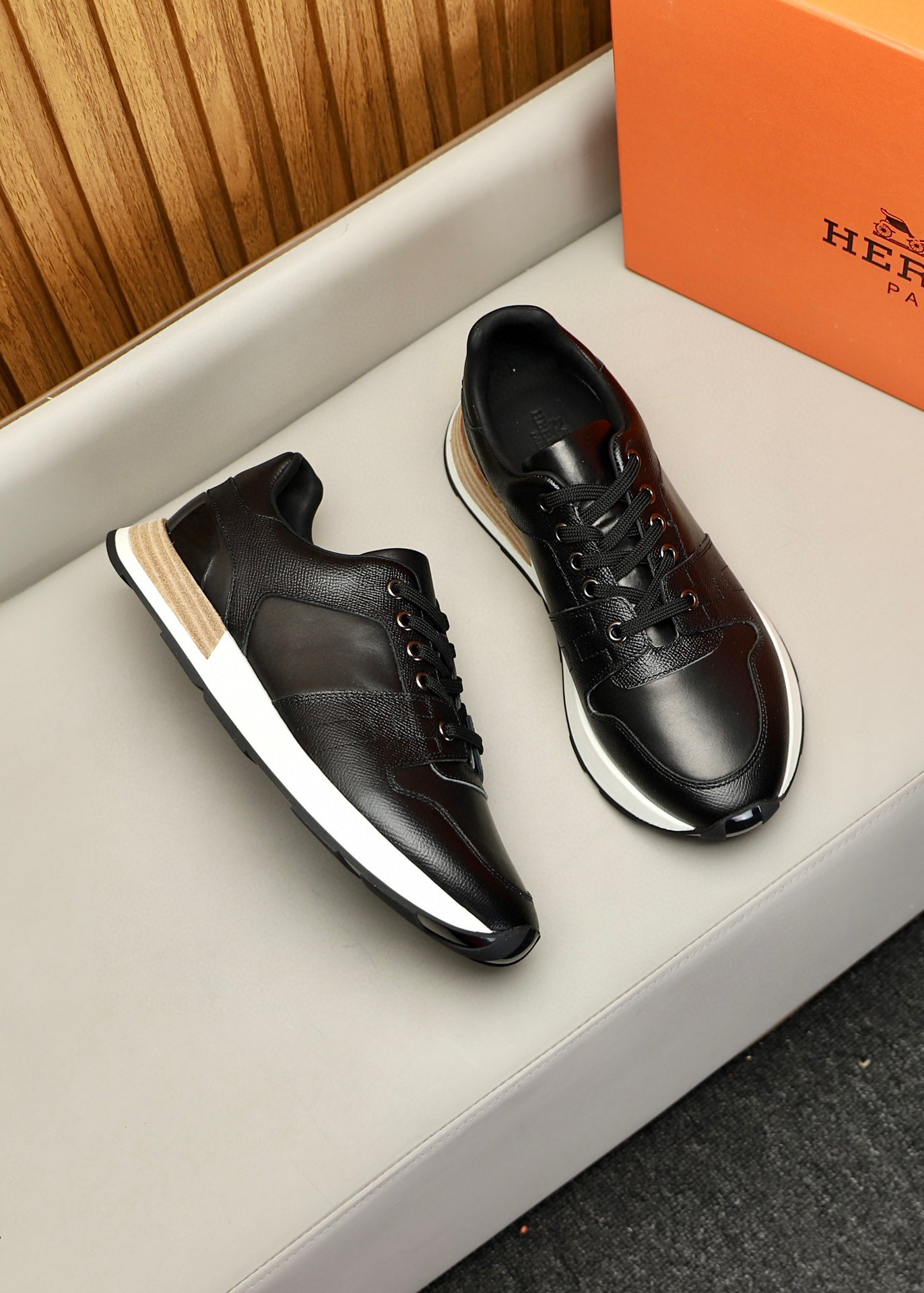 에르메스 Hermes 스니커즈