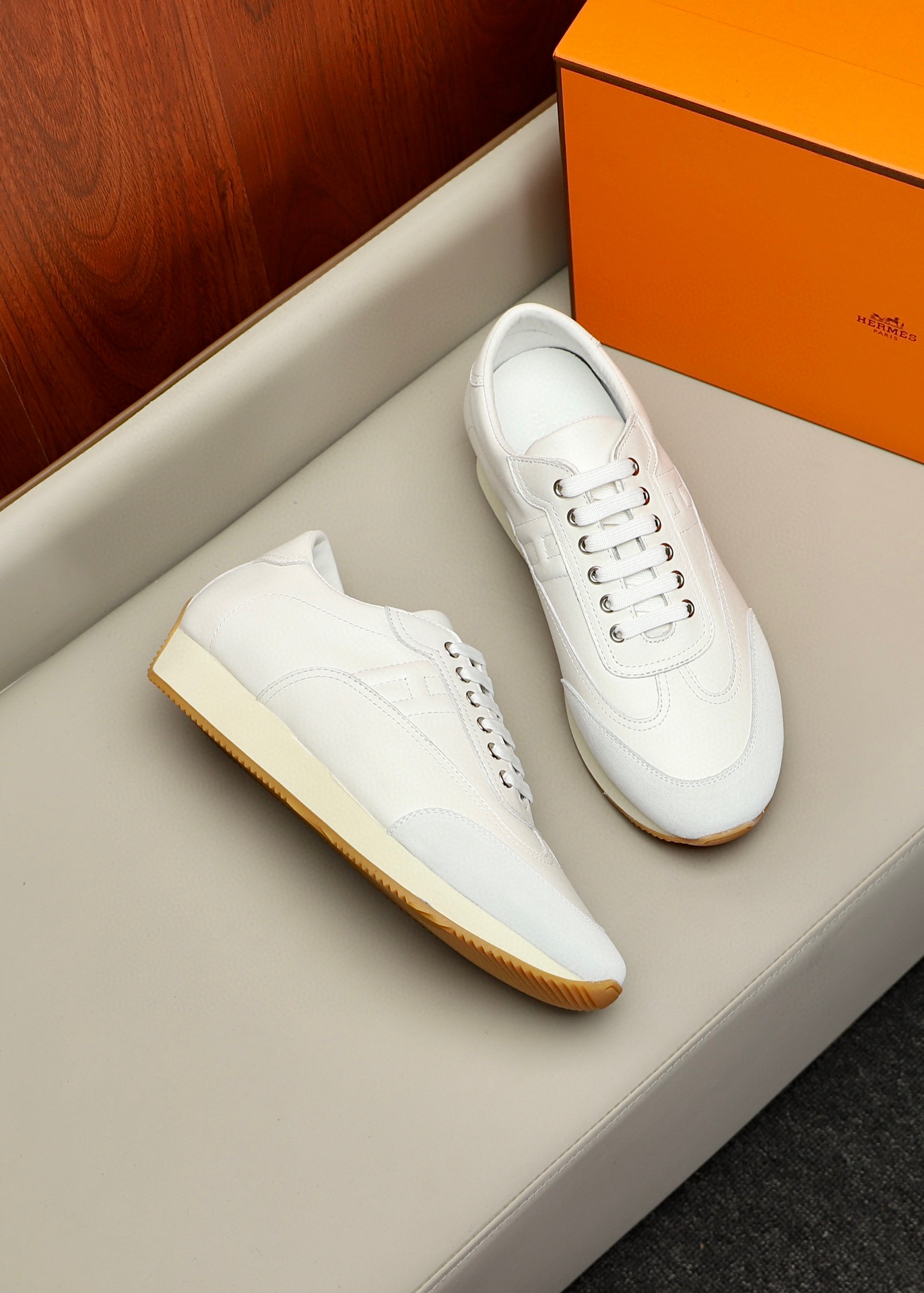 에르메스 Hermes 스니커즈