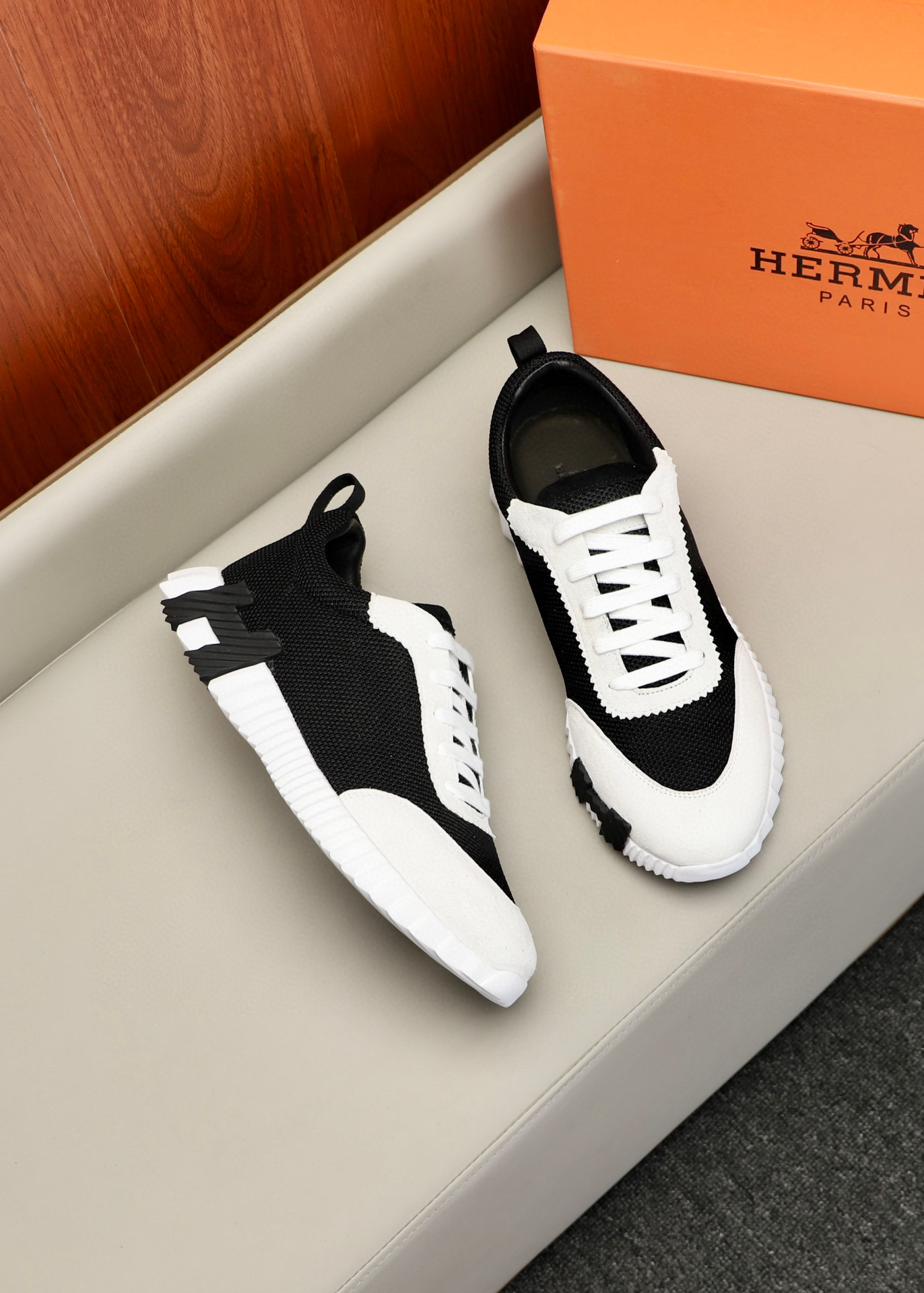 에르메스 Hermes 스니커즈