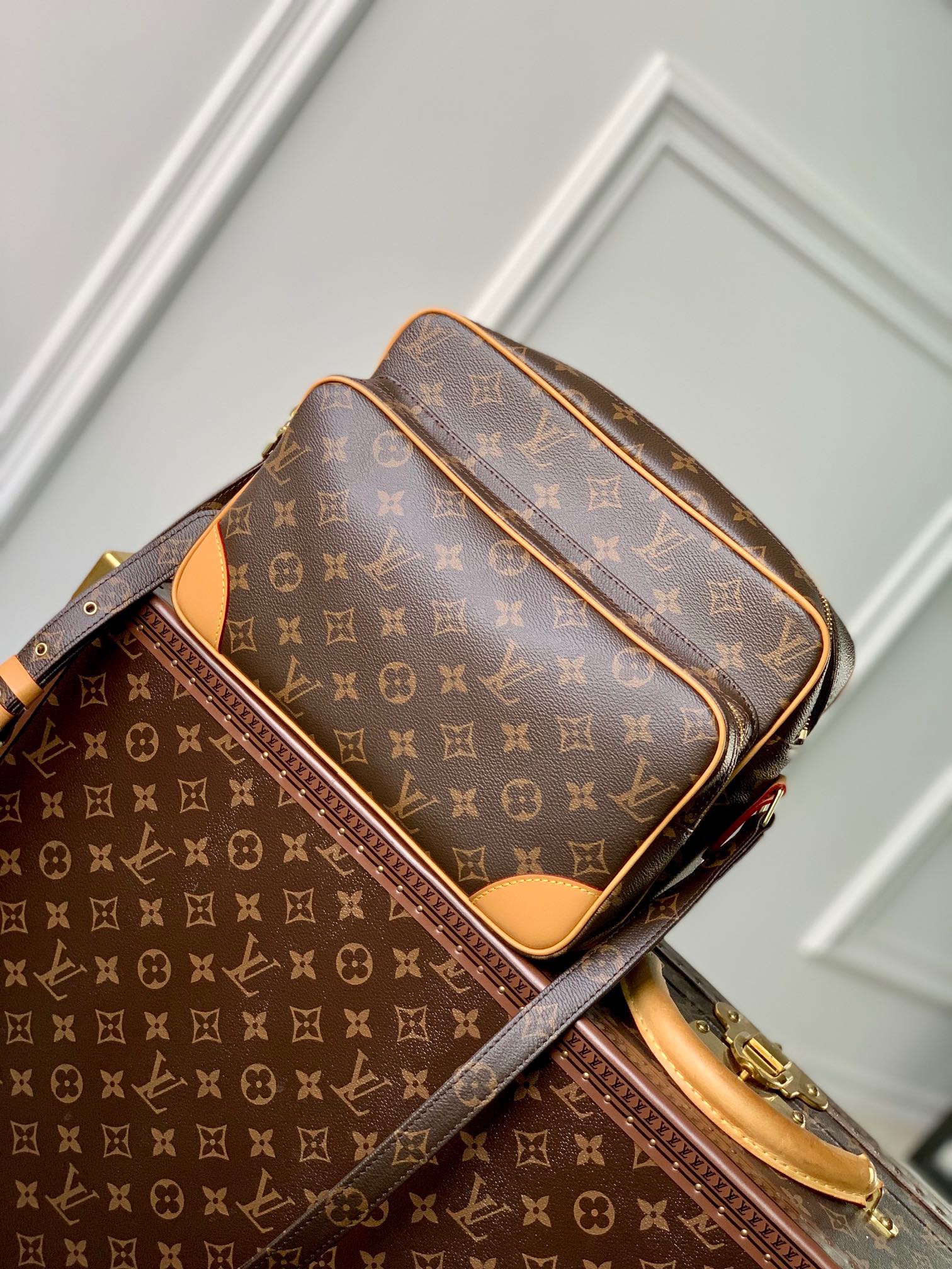 루이비통 Louis Vuitton 45244 숄더백 28CM