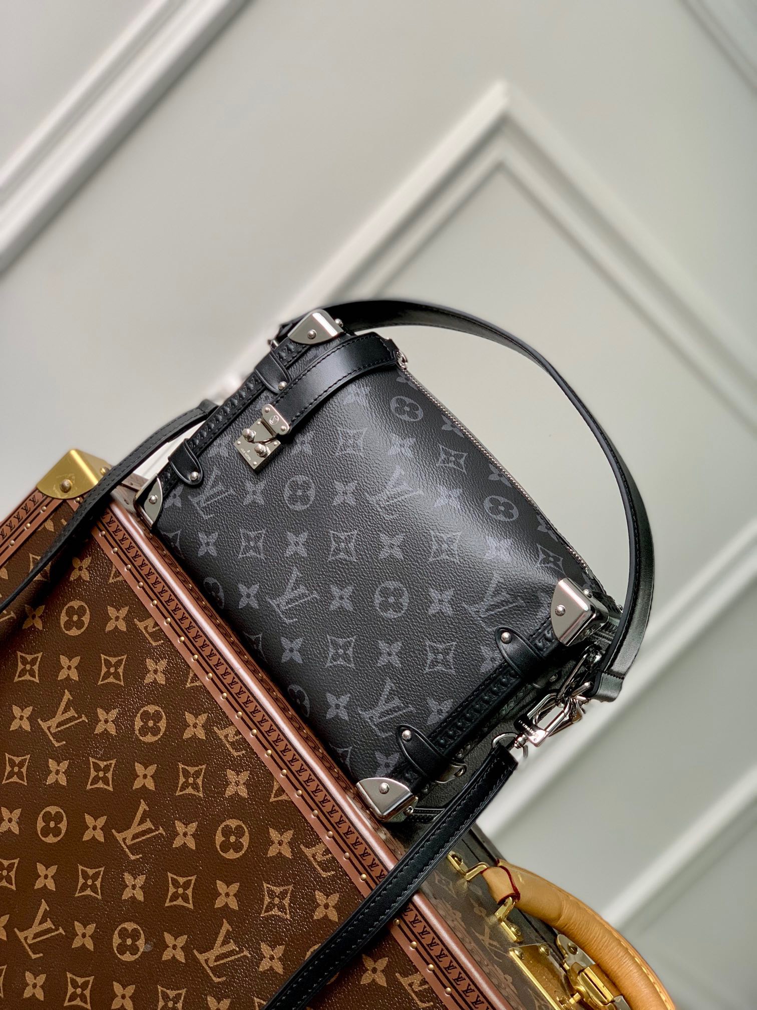 루이비통 Louis Vuitton 46358 숄더백 21CM