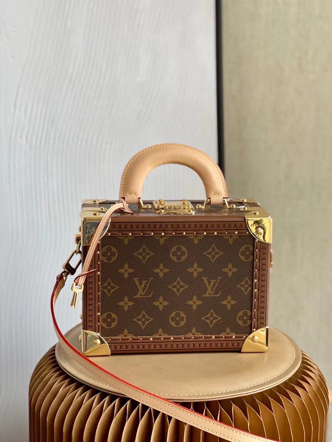 루이비통 Louis Vuitton 45675 탑 핸들백 24CM