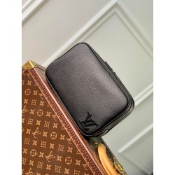 루이비통 Louis Vuitton 20912 클러치 26CM