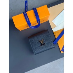 루이비통 Louis Vuitton 68587 지갑 10CM