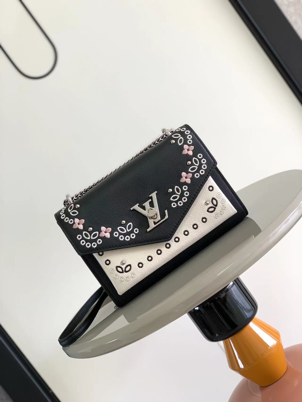 루이비통 Louis Vuitton 51418 숄더백 22.5CM