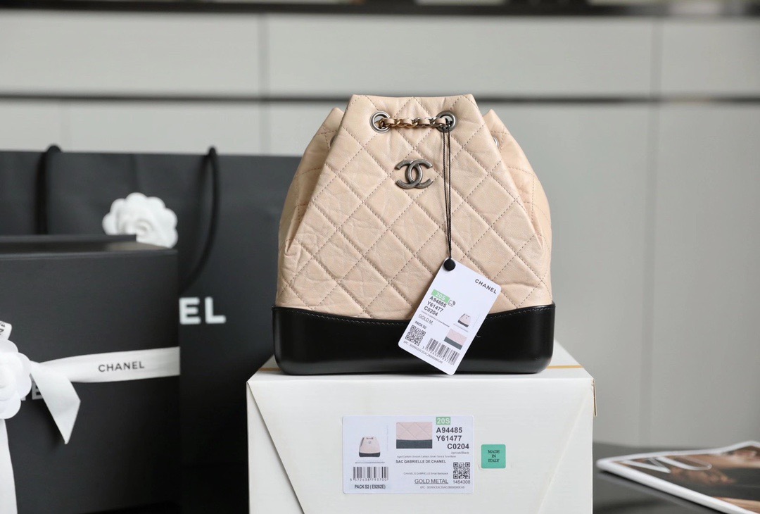 샤넬 CHANEL 가브리엘 스몰 백팩 23CM