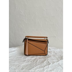 로에베 Loewe 51018 크로스 백 18cm