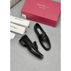 살바토레 페라가모 Salvatore Ferragamo 모카신