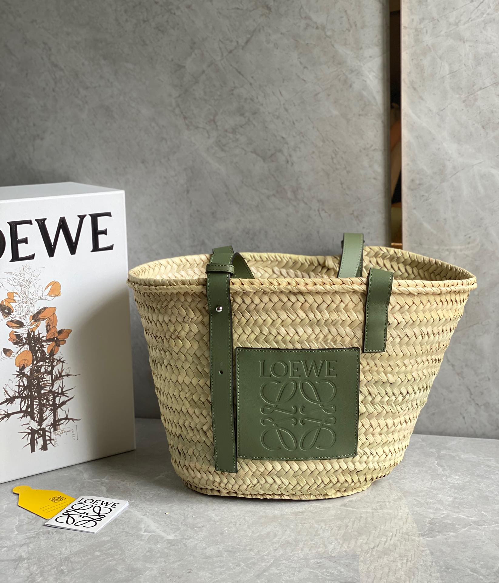 로에베 Loewe 바스켓 백 미디엄 40CM