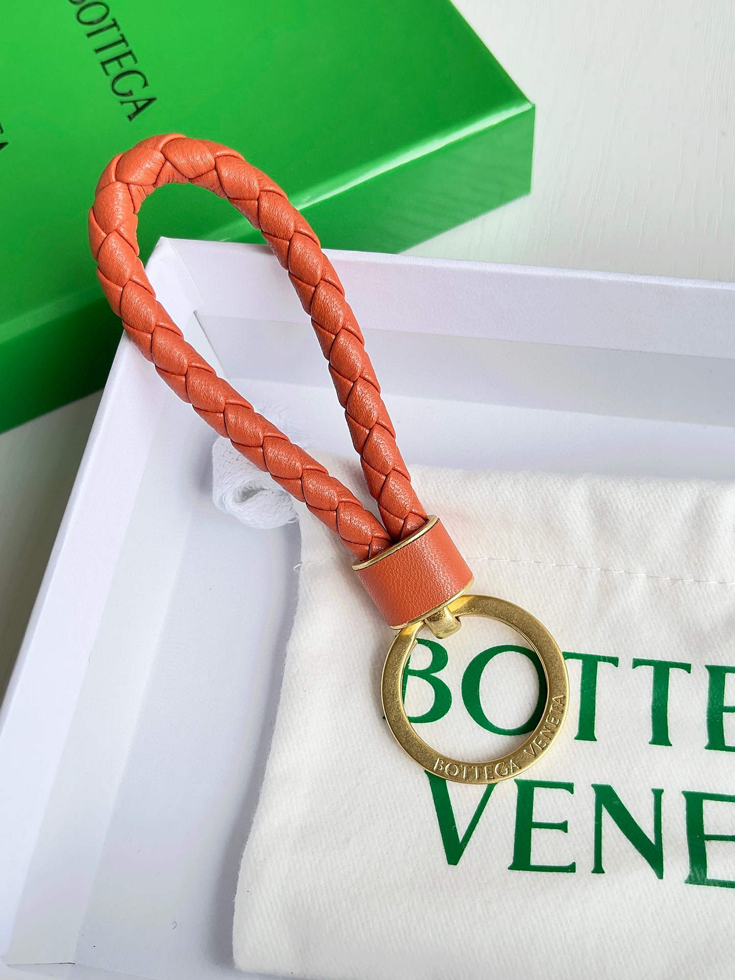 보테가베네타 Bottega Veneta