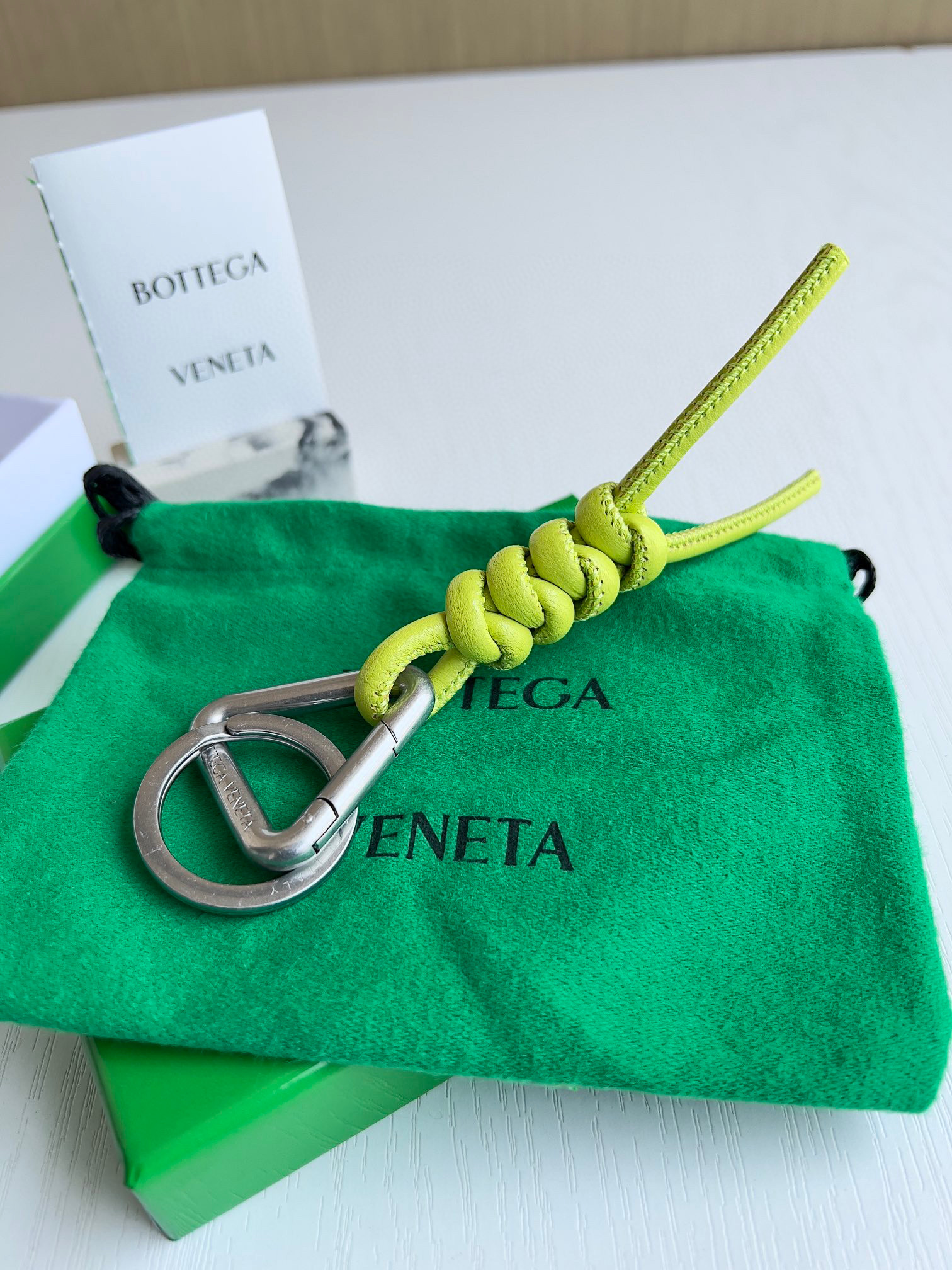 보테가베네타 Bottega Veneta