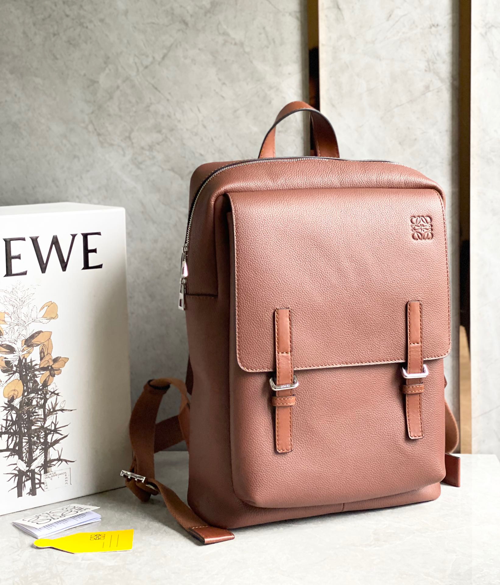 로에베 Loewe  백팩  39CM