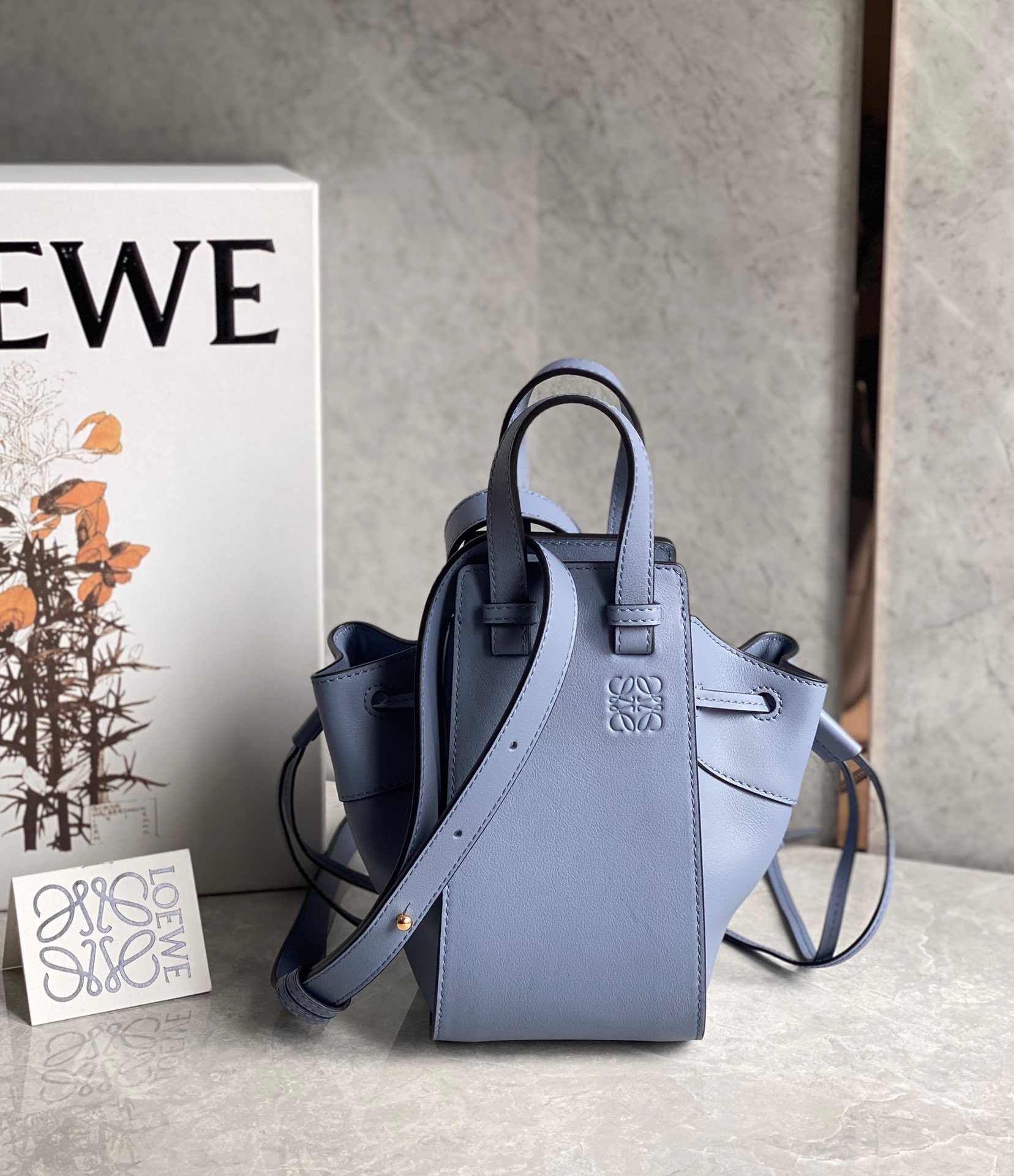로에베 Loewe  탑 핸들백 19CM
