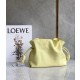 로에베 Loewe 미니 플라멩코 클러치 - 나파 카프스킨 30CM