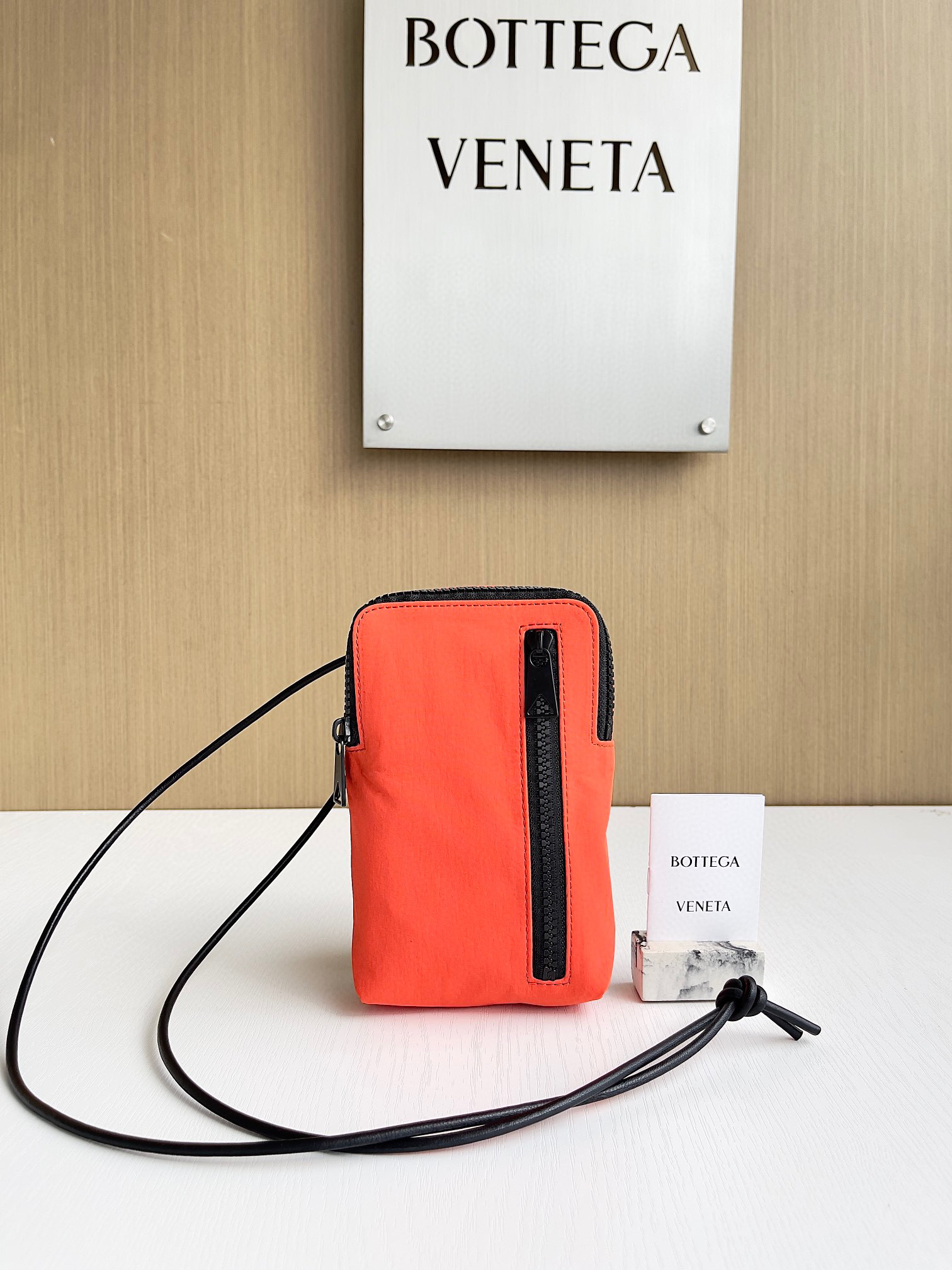 보테가베네타 Bottega Veneta 70521 핸드폰 파우치 11.5cm