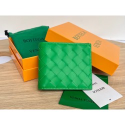  보테가 베네타 Bottega Veneta Bi-Fold Wallet 반지갑 605721