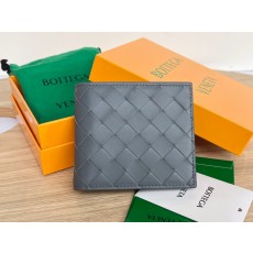  보테가 베네타 Bottega Veneta Bi-Fold Wallet 반지갑 605721