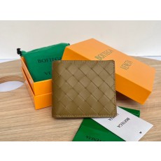  보테가 베네타 Bottega Veneta Bi-Fold Wallet 반지갑 605721