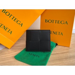 보테가 베네타 Bottega Veneta Bi-Fold Wallet 반지갑 649603