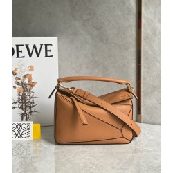 로에베 Loewe 크로스 백 24CM