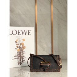 로에베 Loewe 크로스 백 19CM