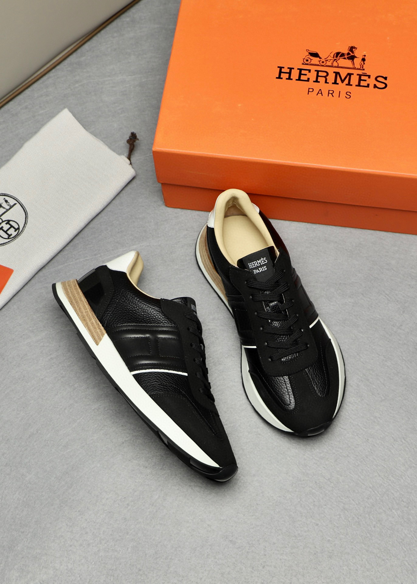에르메스 Hermes 스니커즈