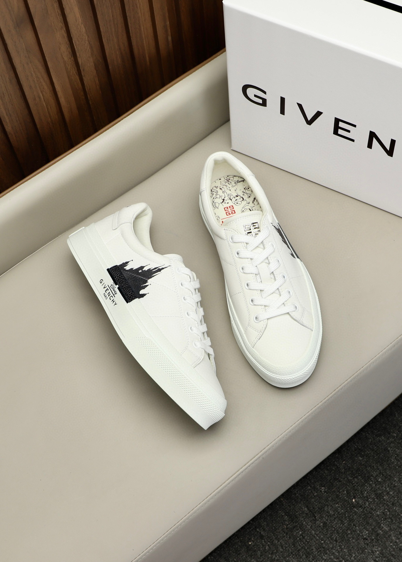지방시 Givenchy 스니커즈