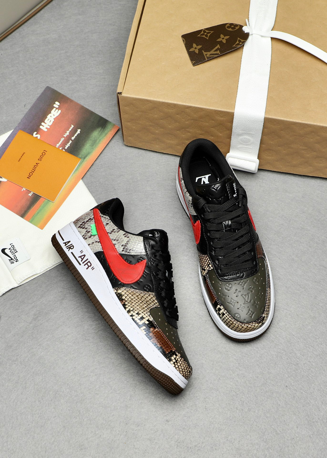루이비통 Louis Vuitton X Nike 스니커즈