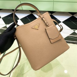 프라다 Prada 1BA212 버킷 백 22CM