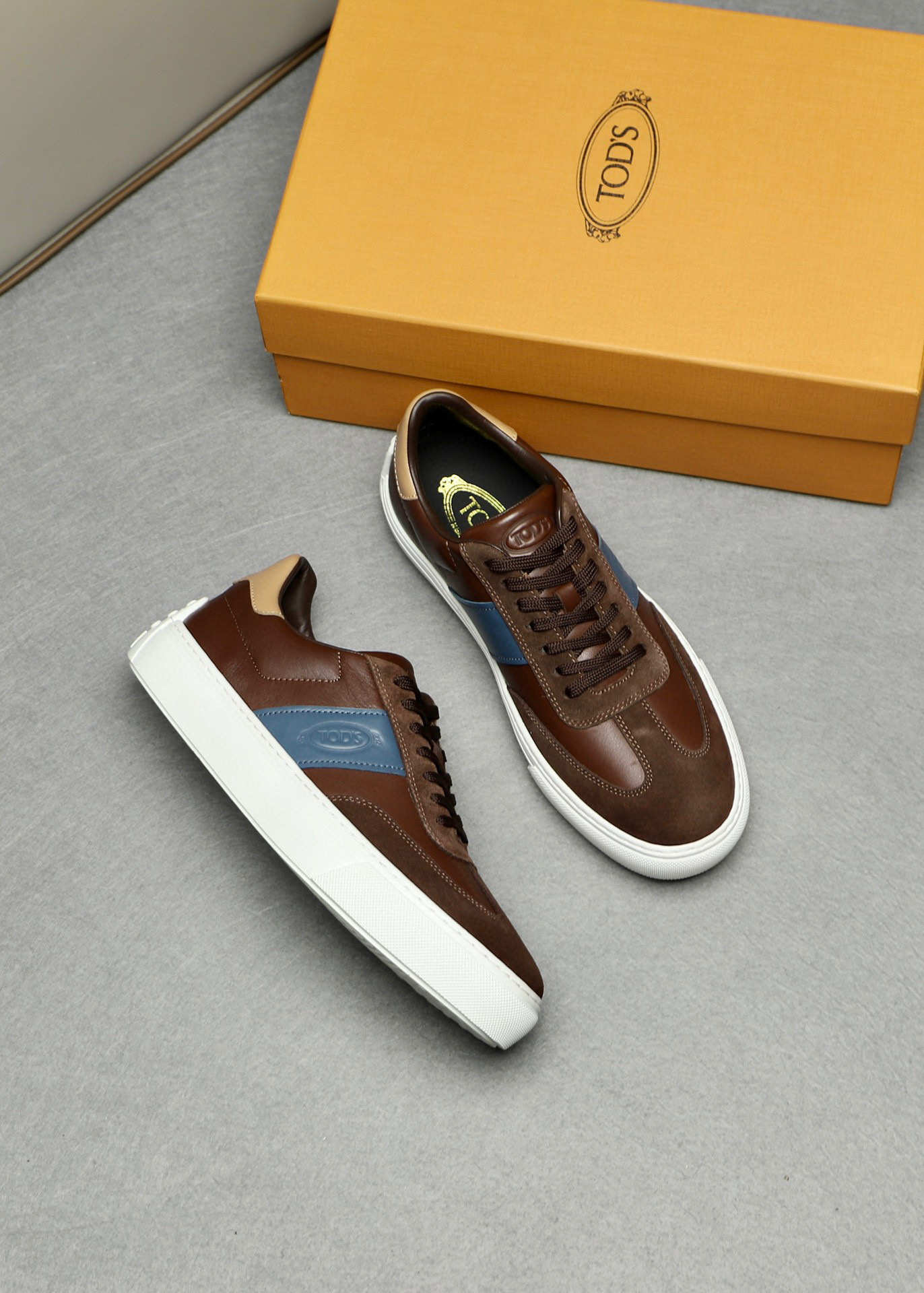 토즈 TOD'S 스니커즈