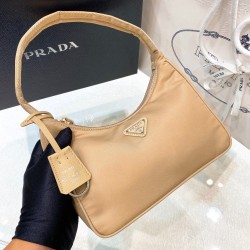 프라다 Prada HObo 1NE515  탑 핸들백 22CM