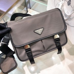 프라다 Prada 2VD769 크로스 백  26CM