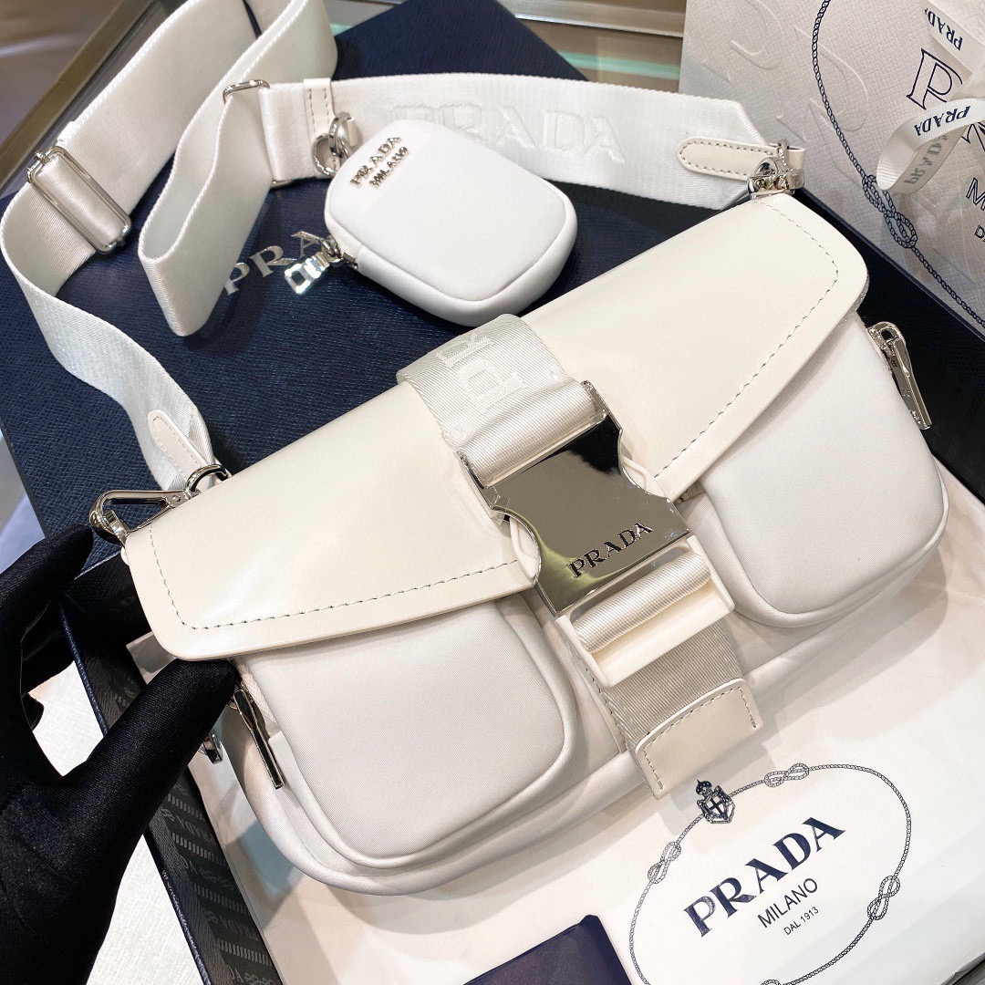 프라다 Prada 1BD295 크로스 백 23CM