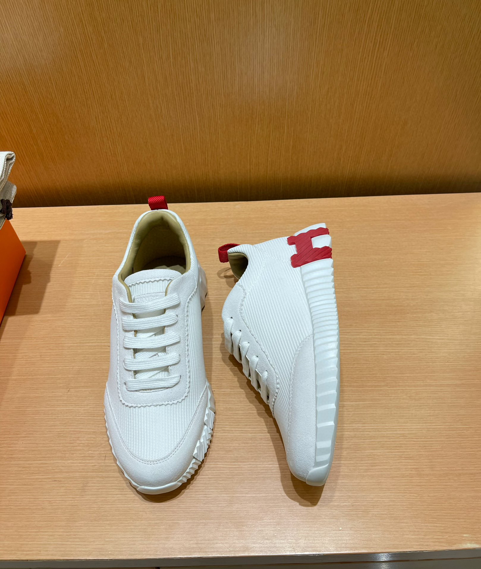 에르메스 Hermes Bouncing 바운싱 스니커즈