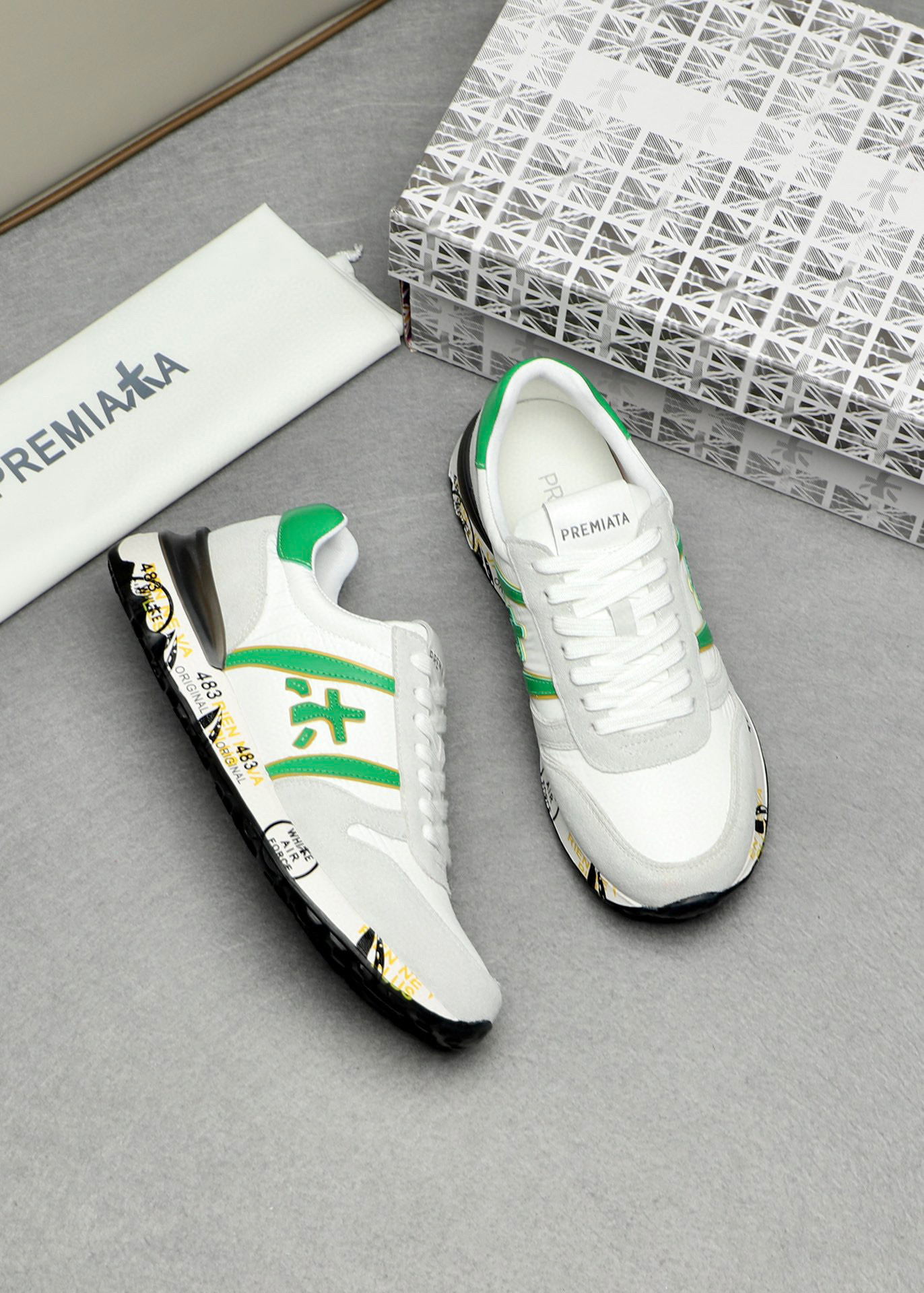 PREMIATA 스니커즈