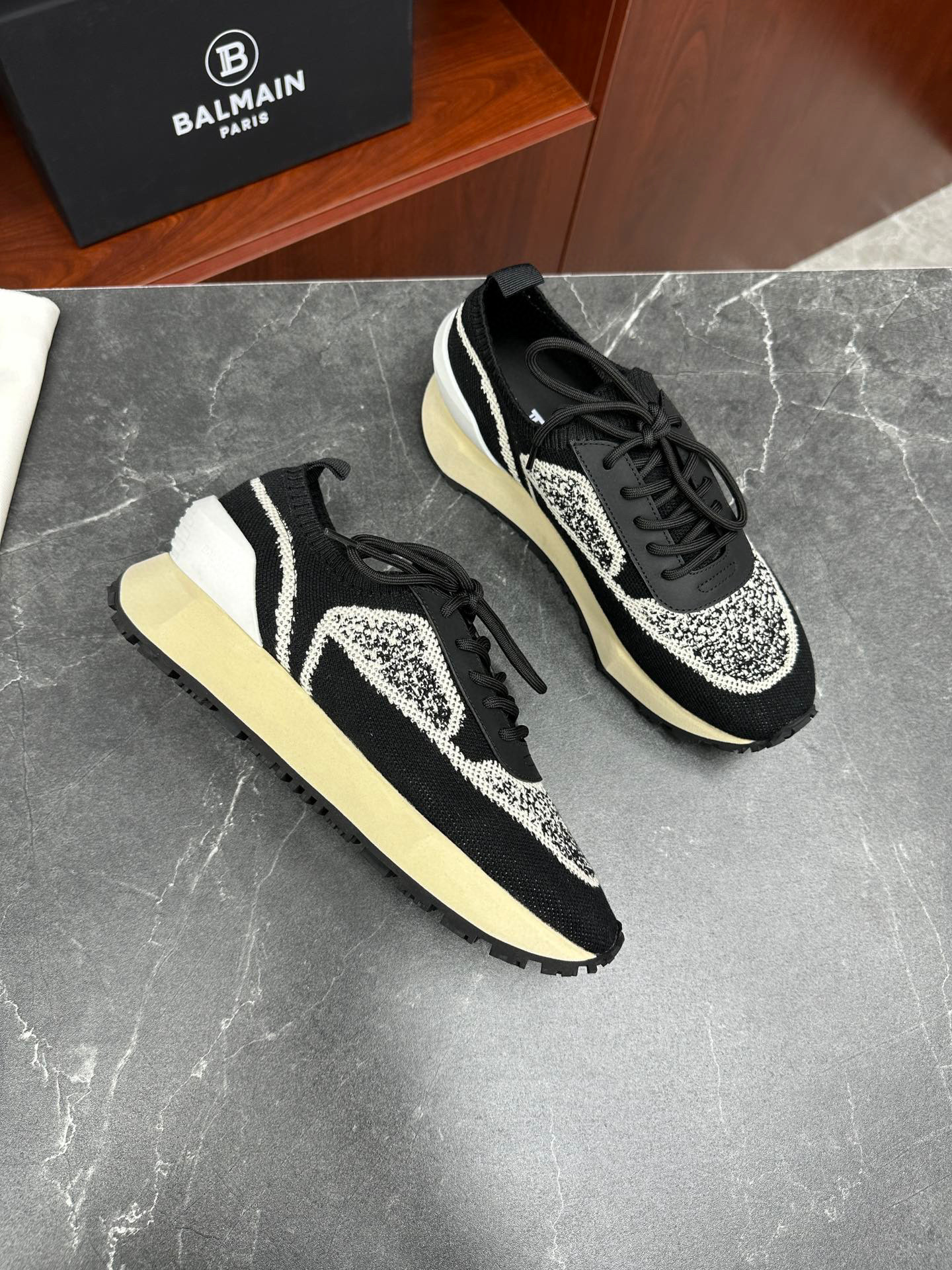 발망 Balmain 스니커즈