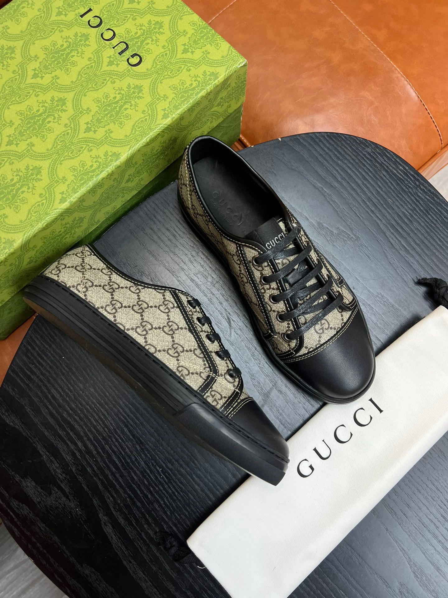 구찌 Gucci 스니커즈