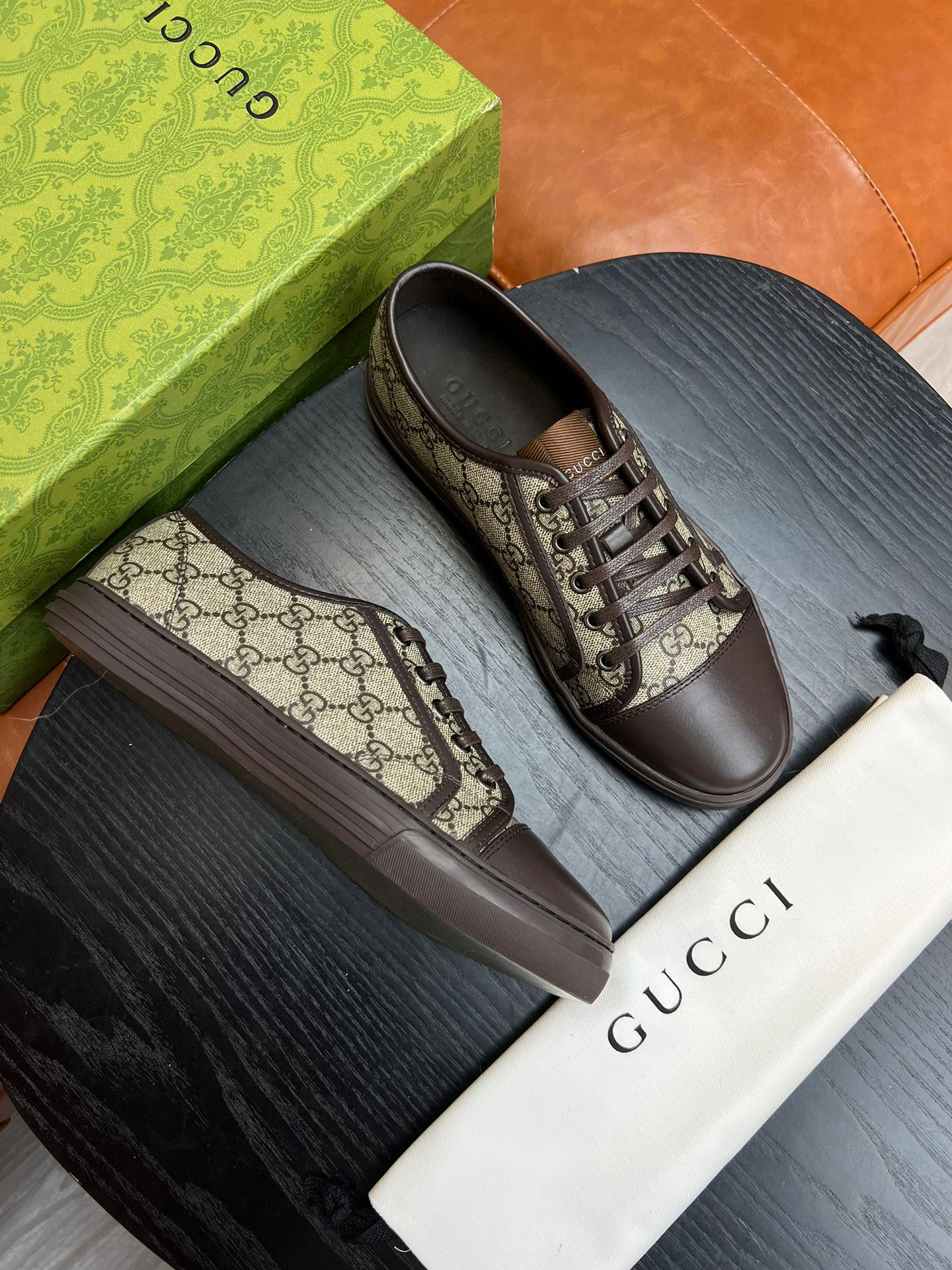 구찌 Gucci 스니커즈