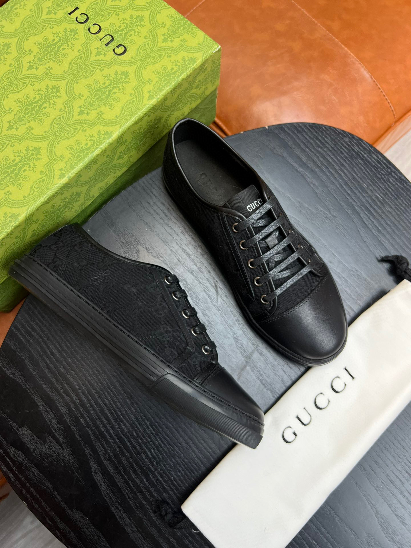 구찌 Gucci 스니커즈