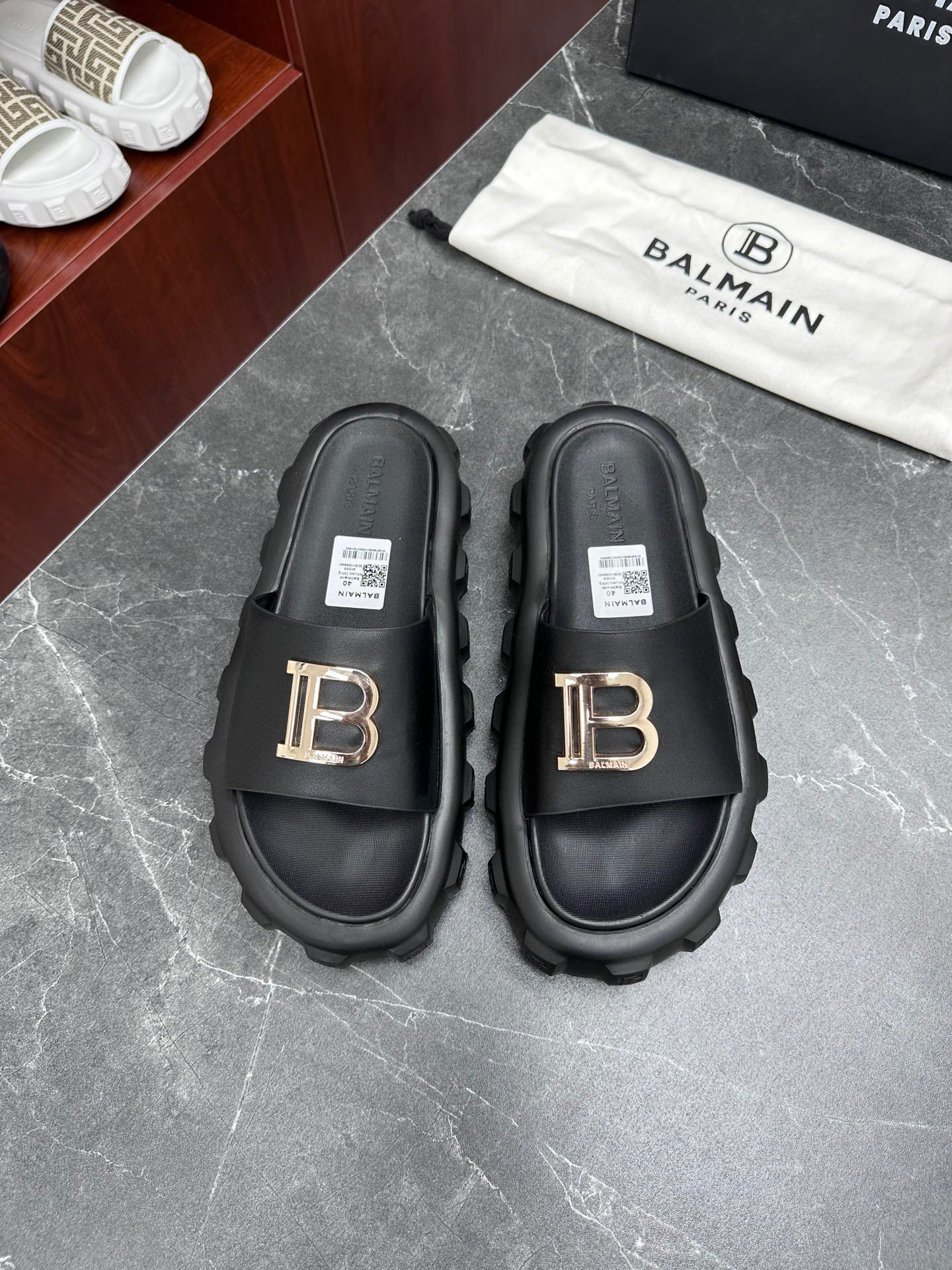 발망 Balmain 슬리퍼