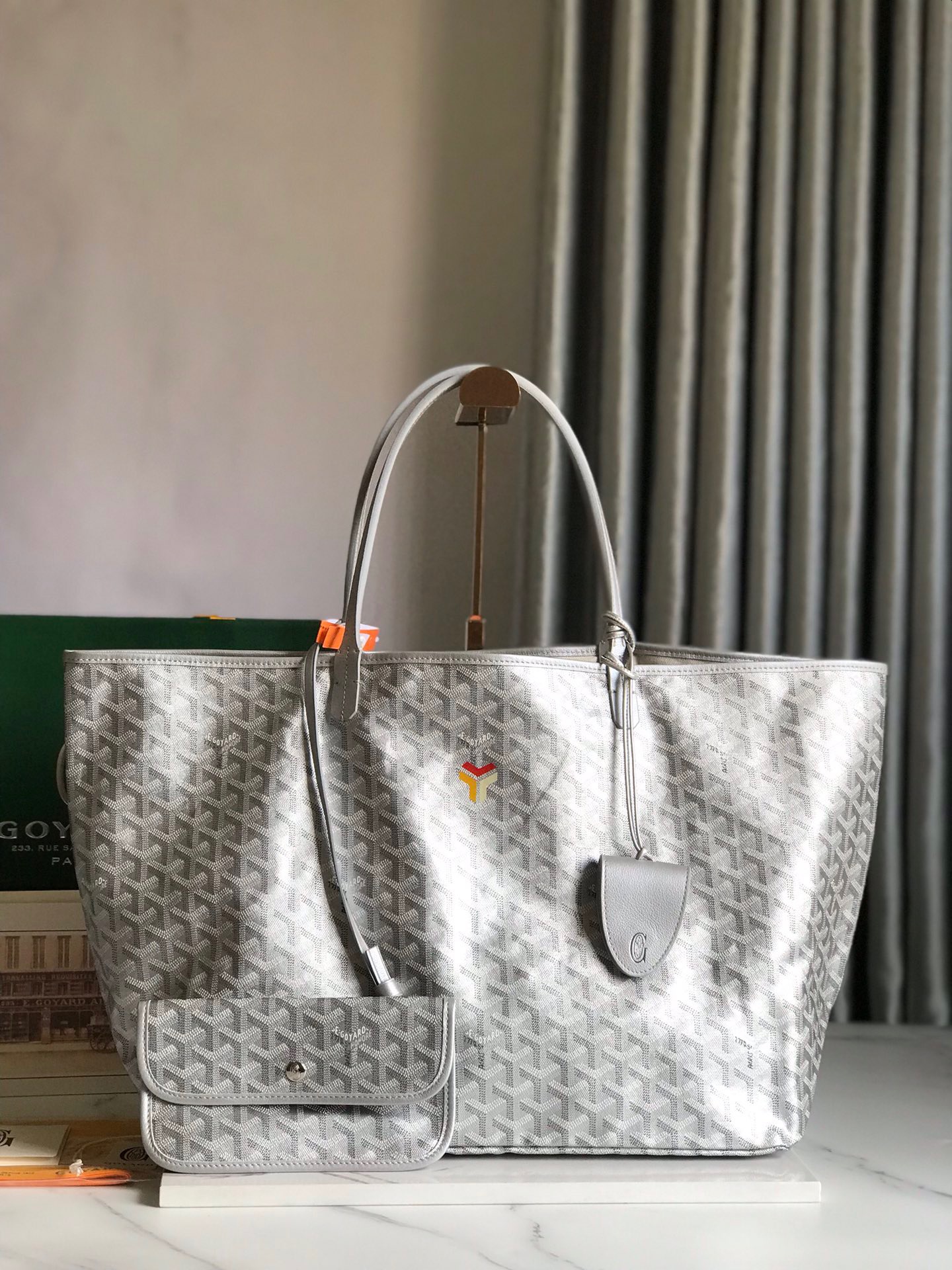 고야드 Goyard  토트 백